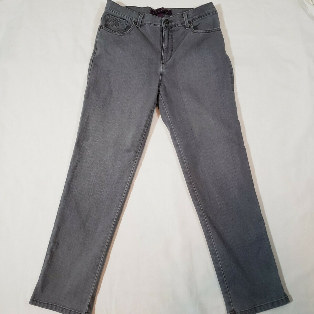 Gloria Vanderbilt Amanda Stetch Jeans